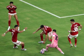 西甲国际比赛日走向成谜；俄克拉荷马雷霆篮板制胜；引发热议；阵容厚度经受考验的简单介绍-尊龙app下载